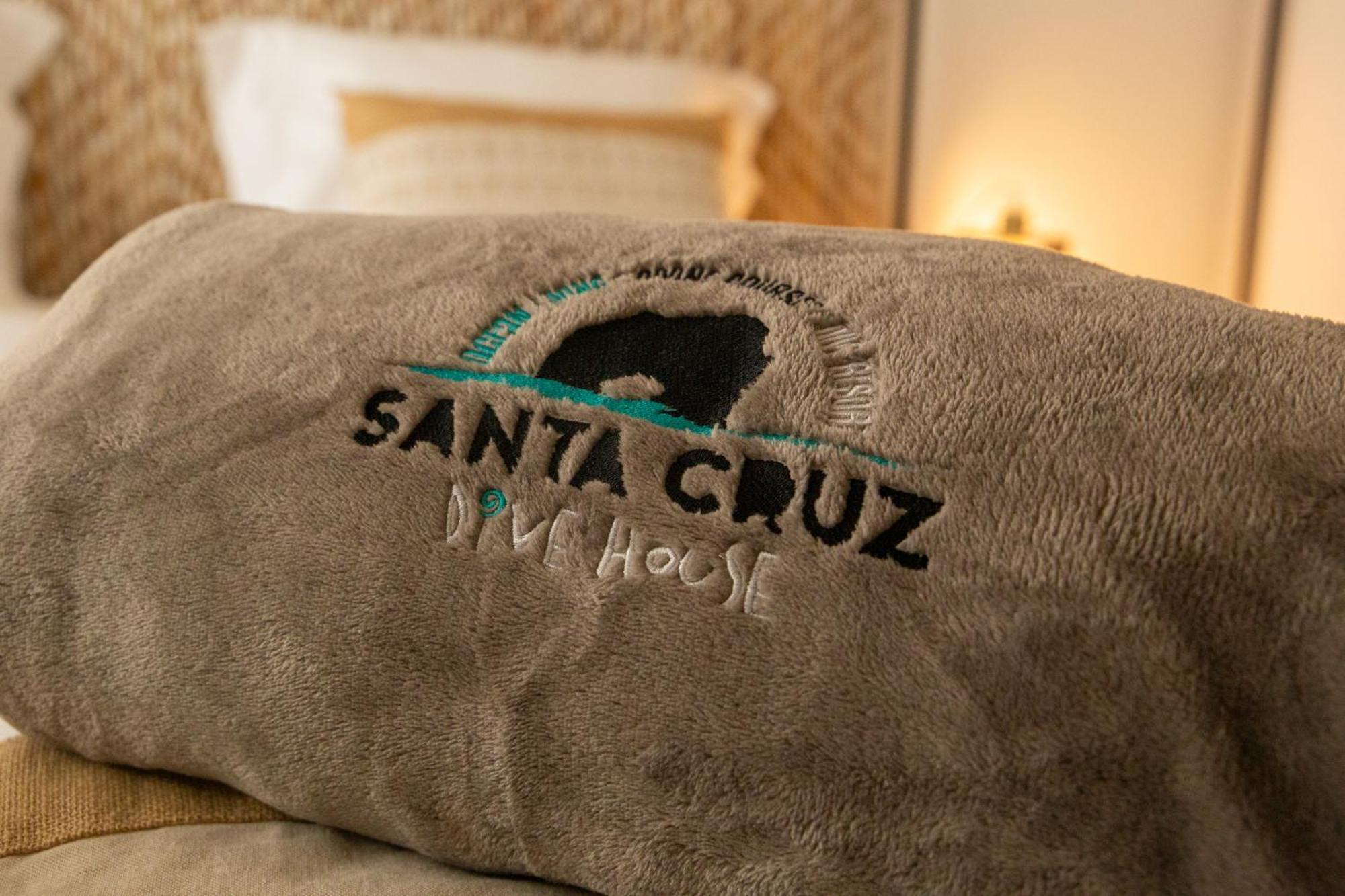 Santa Cruz Dive House Padi Dive Resort Silveira  エクステリア 写真